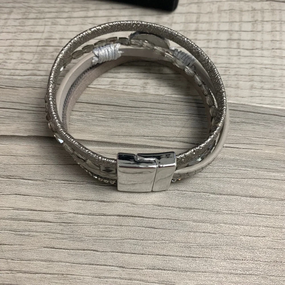 Silver Grey Multi Strand Wrap Bracelet Magnetic Clasp Faux Druzy Rhinestone 6.5